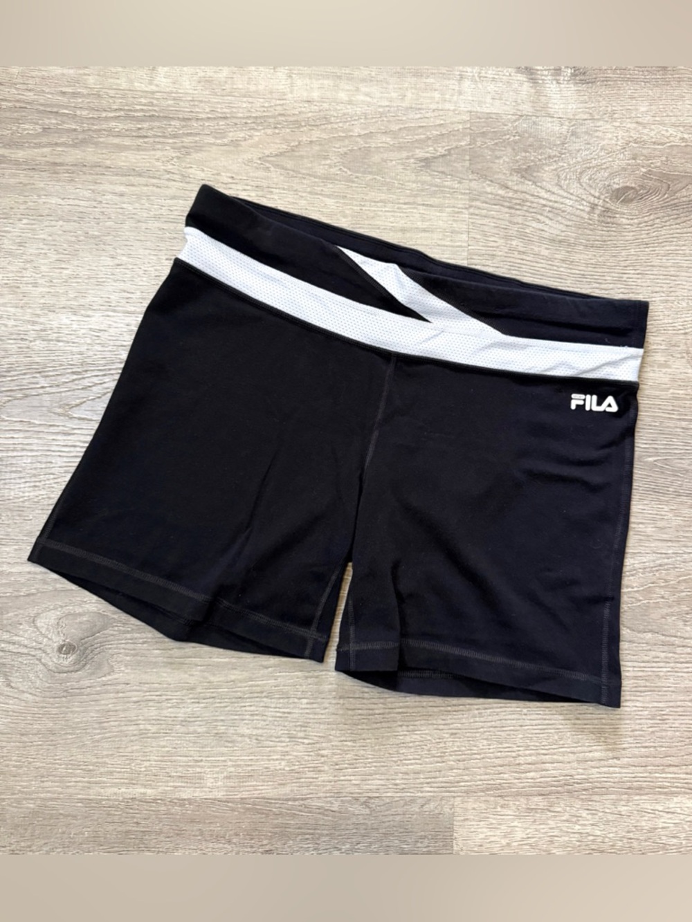 •FILA• ACTIVE SHORTS
